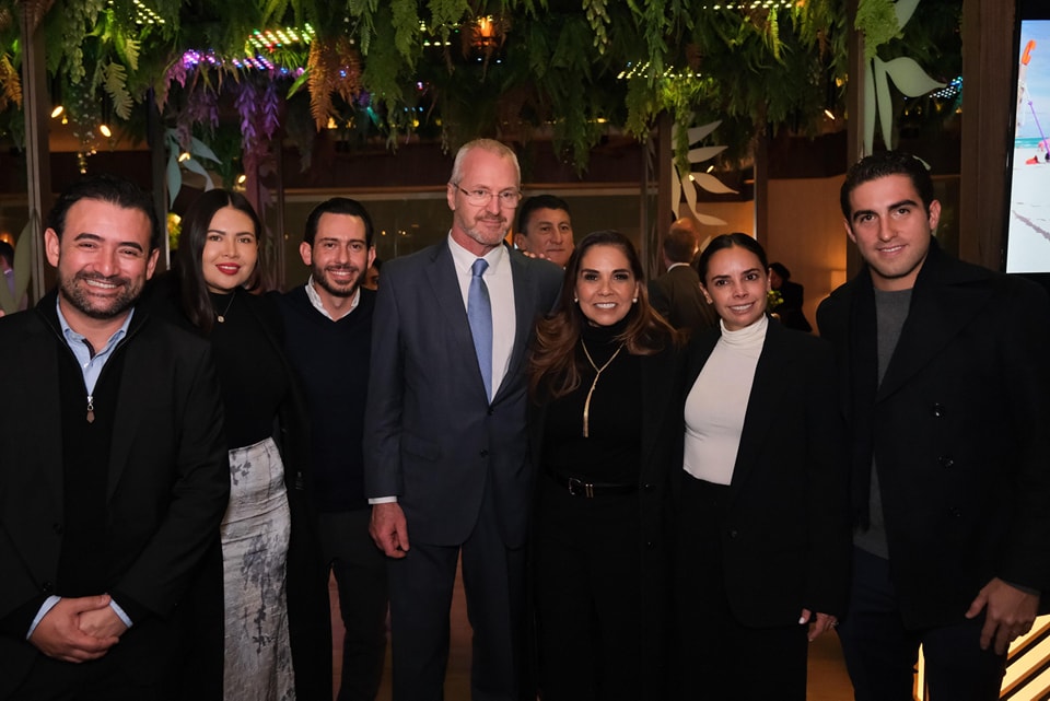 CANCÚN se proyecta al mundo entero desde la icónica terraza del hotel Riu Plaza España