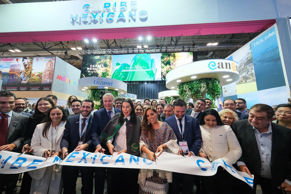 Mara Lezama y Josefina Rodríguez cortan listón del Pabellón Caribe Mexicano, FITUR 2025