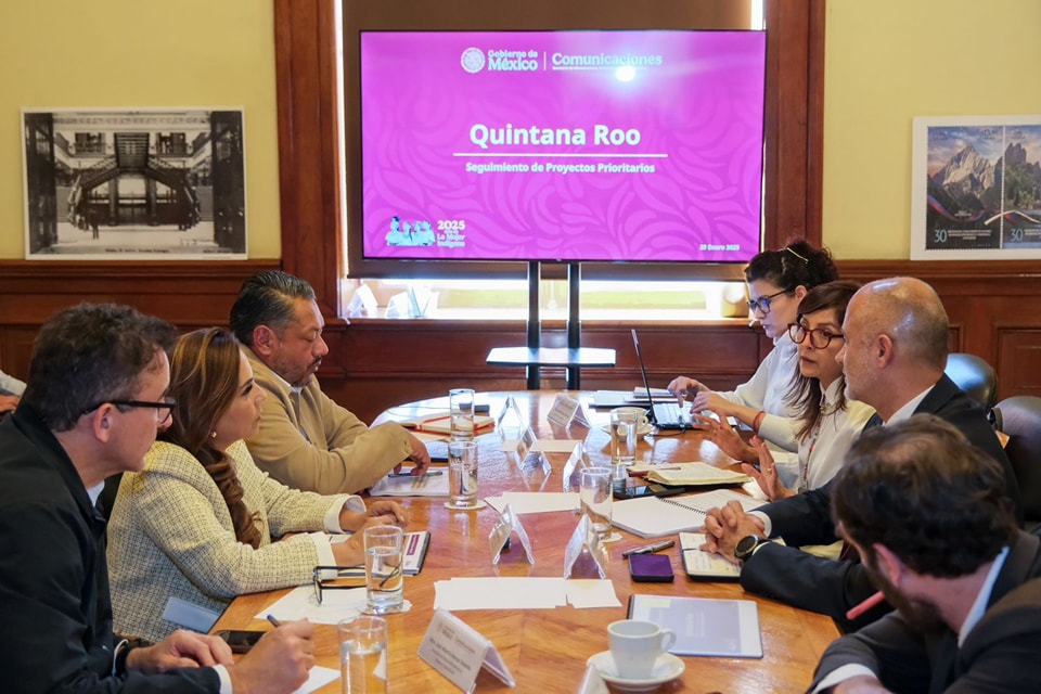 Revisa Mara Lezama proyectos estratégicos en Quintana Roo con el titular de la SICT