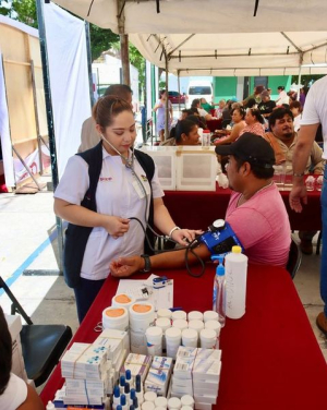 Lleva “Caravana del Bienestar” servicios a la población de atención prioritaria de Puerto Morelos