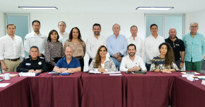 Autoridades se reúnen en Sesión del Consejo Hotelero del Caribe Mexicano