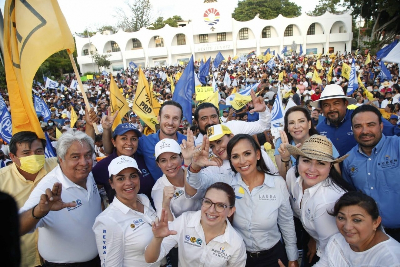 &quot;No nos van a callar&quot;, señala Laura Fernández