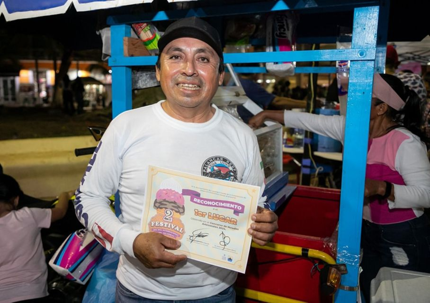 Carlos Armando Pool gana el primer concurso de “Helado Artesanal”