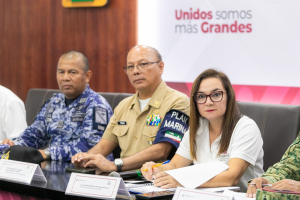 Juanita Alonso se mantiene al pendiente del trayecto de la tormenta tropical “Helene”