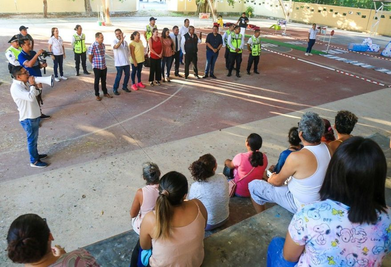 Inicia programa DHBUS en primaria de Solidaridad