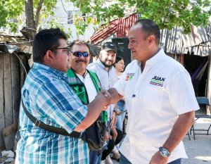 Propone Juan Carrillo la dotación de más becas como semilla de un México justo