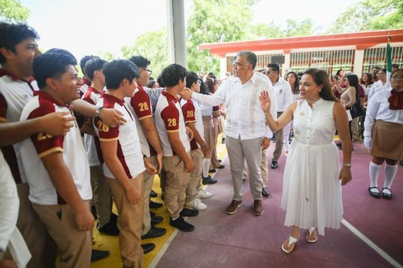 Juanita Alonso inaugura domo en CBTIS e inicio de clases de nivel Medio Superior