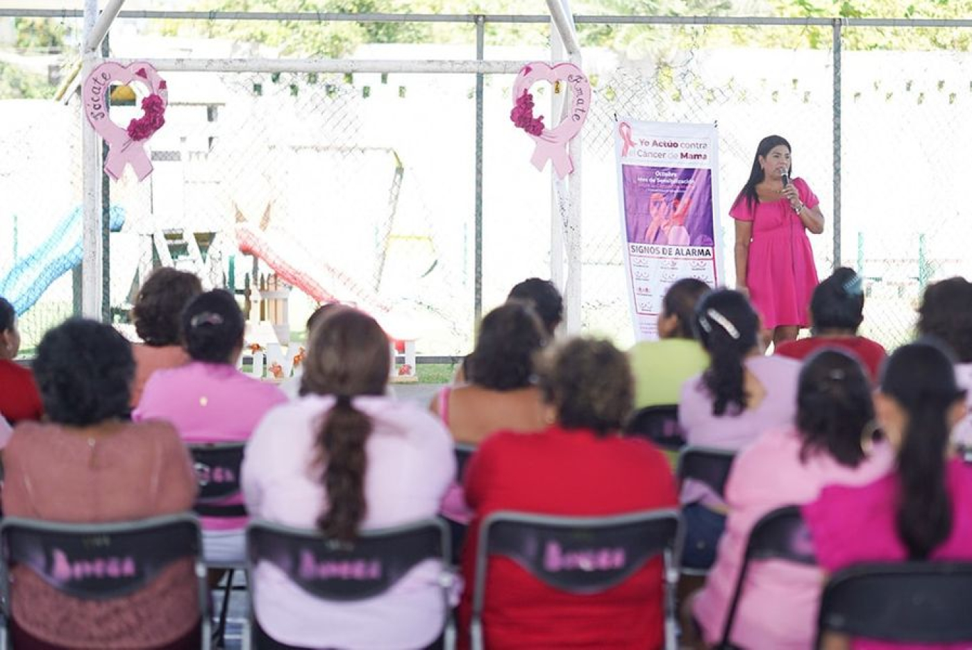 Gobierno de Juanita Alonso ofrece ponencia sobre cáncer de mama