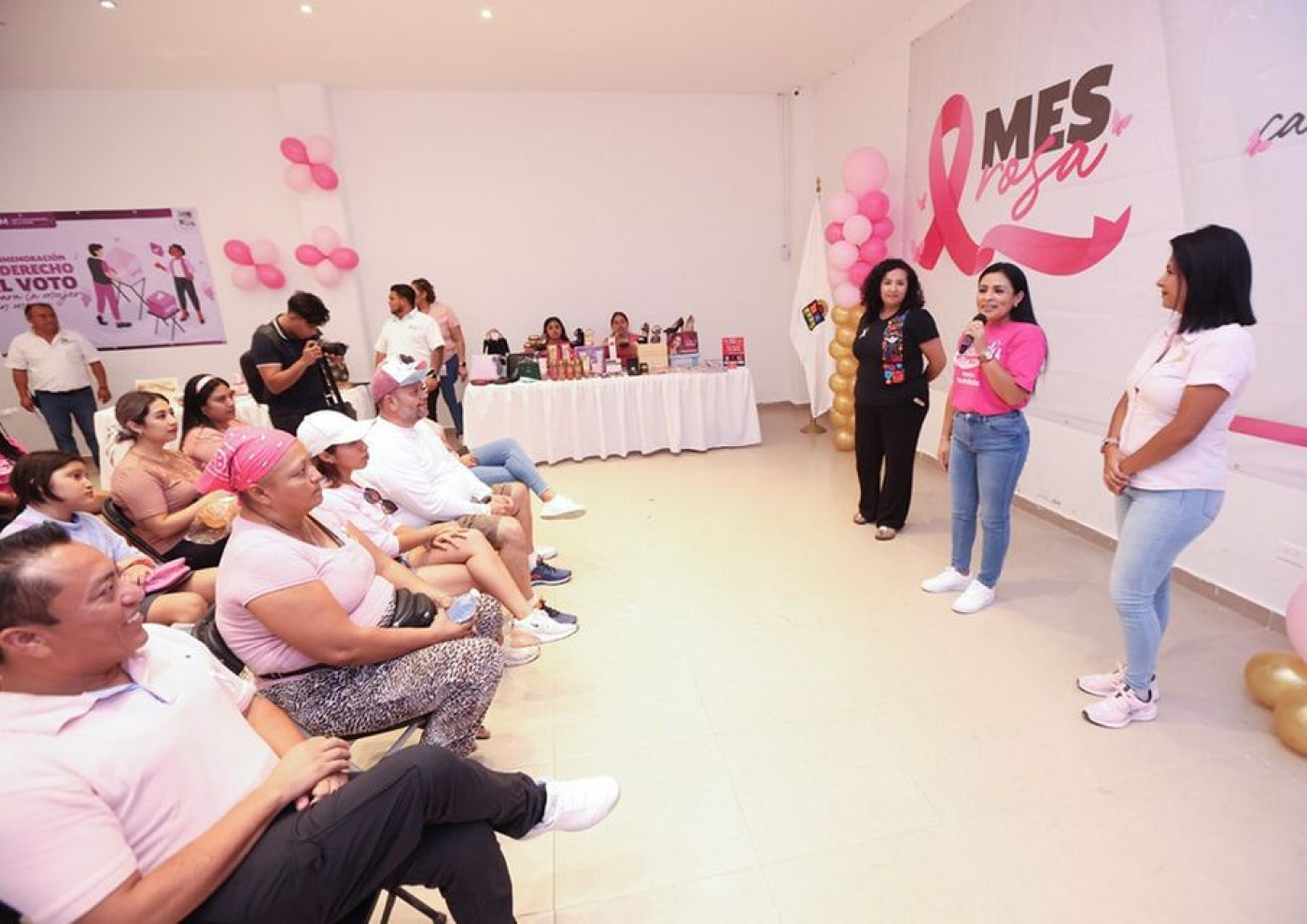 Como parte del mes rosa, inaugura Blanca Merari la “Expo belleza mujer”