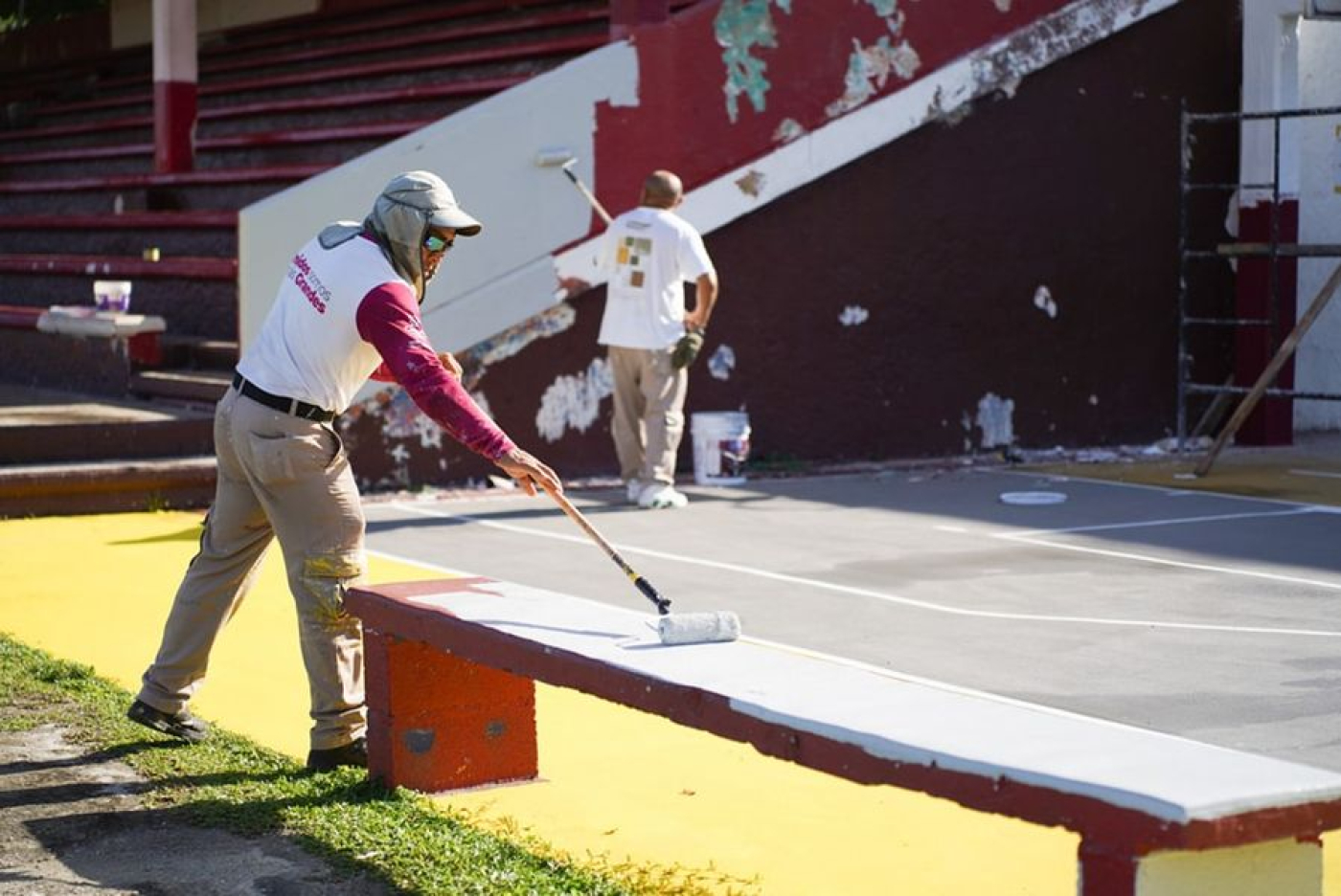 Gobierno Municipal embellece instalaciones de la Unidad Deportiva Independencia