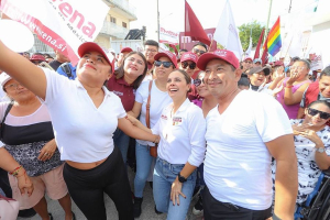 Con firme compromiso, camina Ana Paty Peralta junto a los cancunenses
