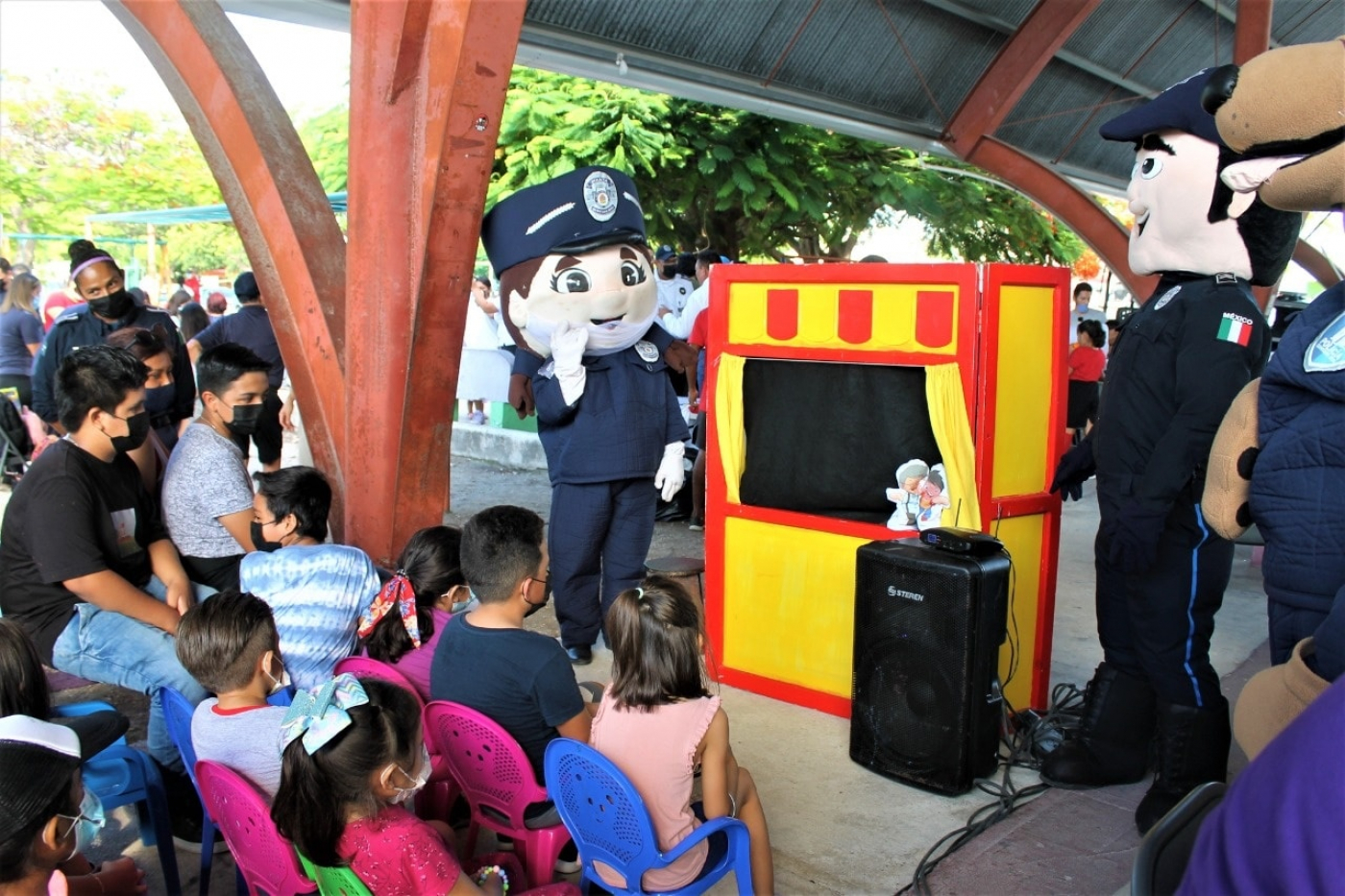 Policía Quintana Roo de Cancún lleva proximidad a la supermanzana 93