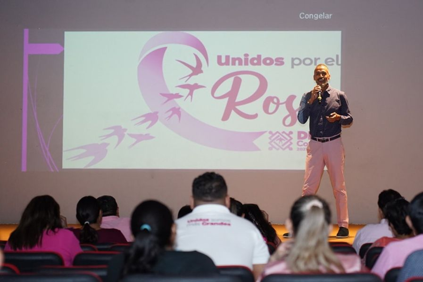 Gobierno de Cozumel se une a la lucha contra el cáncer de mama con la charla &quot;Prevención y tratamiento del cáncer desde casa&quot;