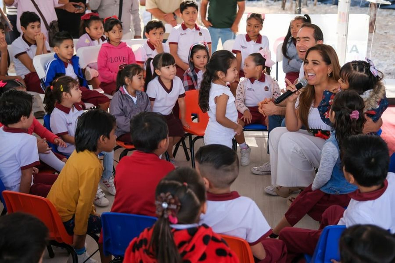 Inaugura Mara Lezama preescolar y primaria en Tulum