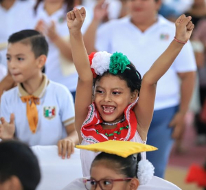 Fomentan valores cívicos entre infantes de Isla Mujeres