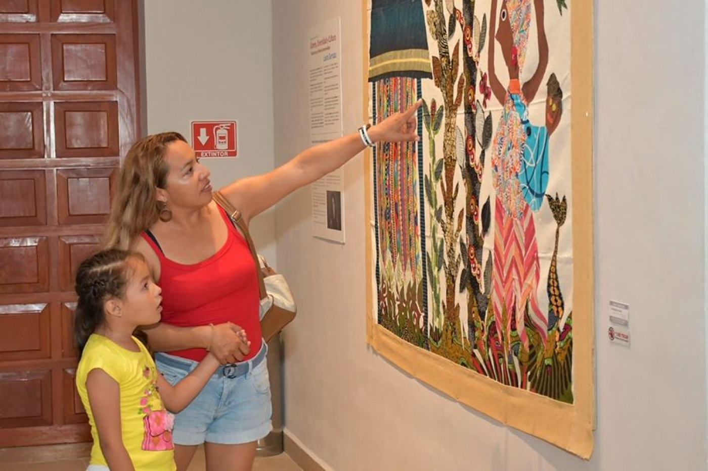 La FPMC inauguró exposición “Género, Diversidad y Cultura: Visiones de un Mundo Interconectado”