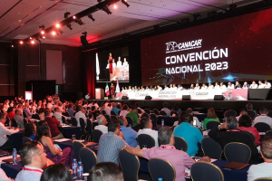 Mara Lezama inaugura Convención Nacional de CANACAR