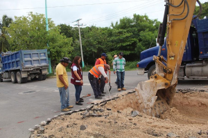 SEOP inició la rehabilitación de la Avenida Universidad en Chetumal