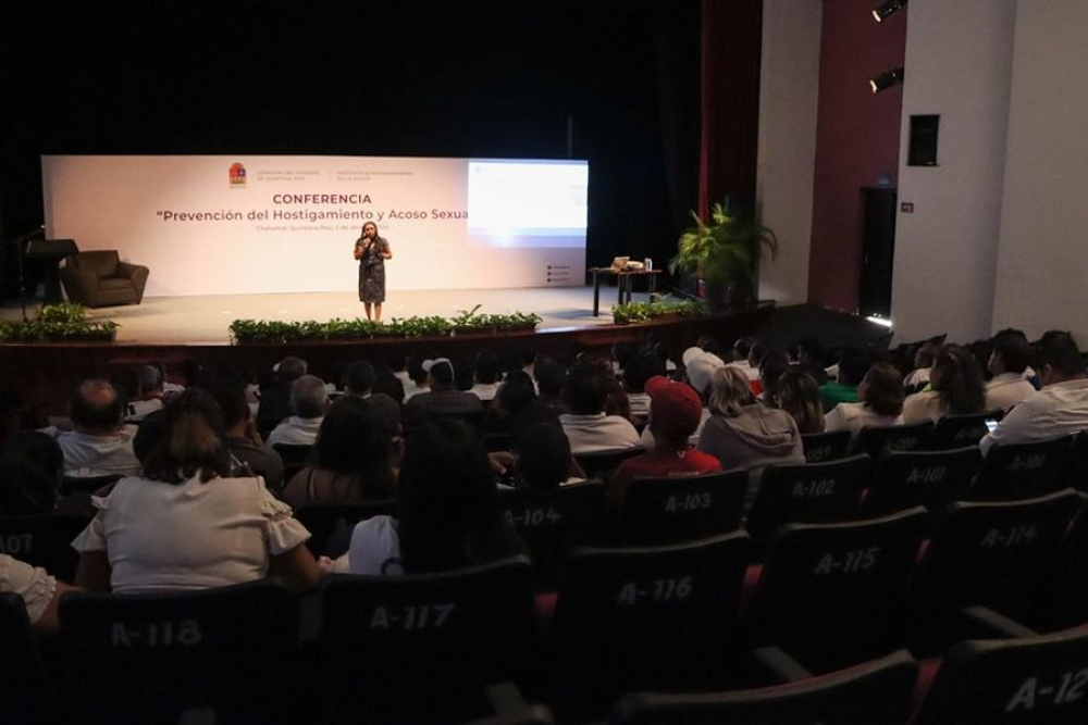 Brinda IQM conferencia sobre la prevención del hostigamiento y acoso sexual