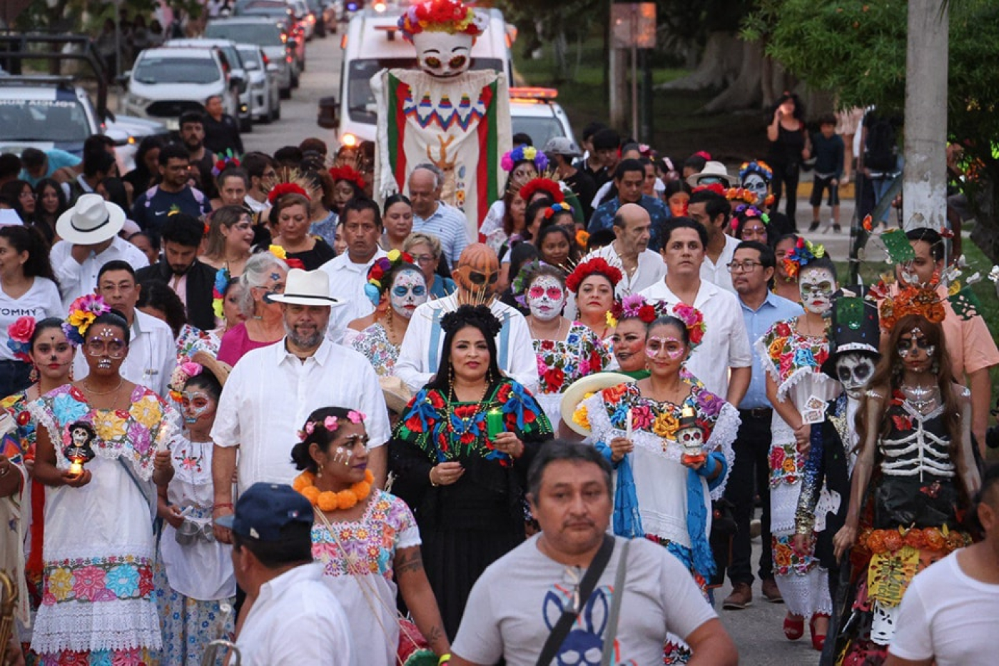 Celebra Puerto Morelos el “Janal Pixan” con colorido festival