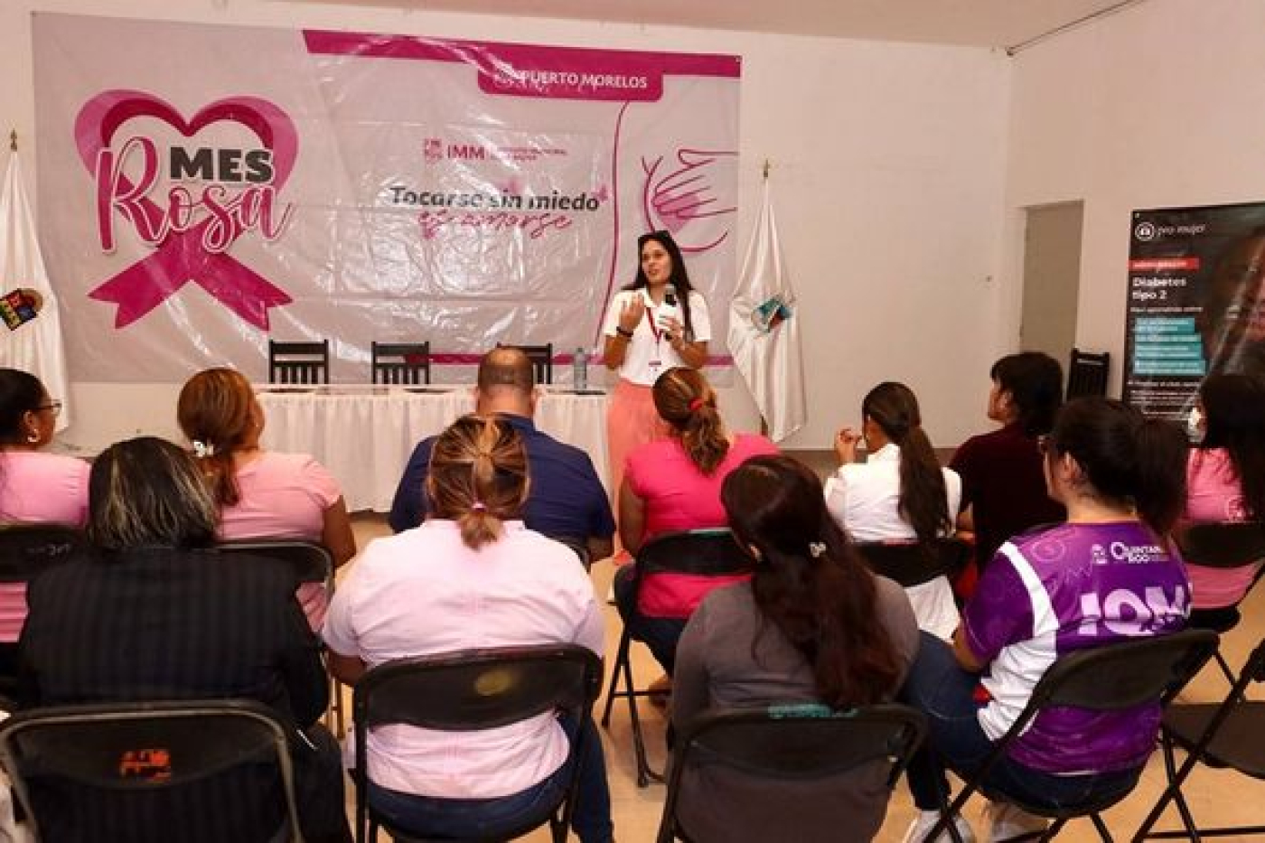 Organiza Instituto de la Mujer de Puerto Morelos pláticas y jornadas de salud por el mes rosa