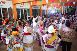 Impulsan las tradiciones y costumbres de la isla con programa &quot;Así es Cozumel&quot;