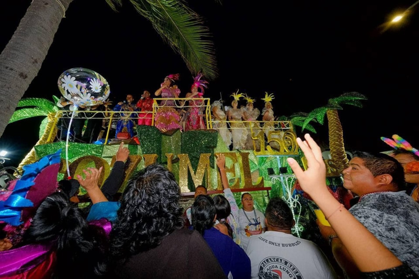 Festejan Mara Lezama y Juanita Alonso gran cierre de Carnaval