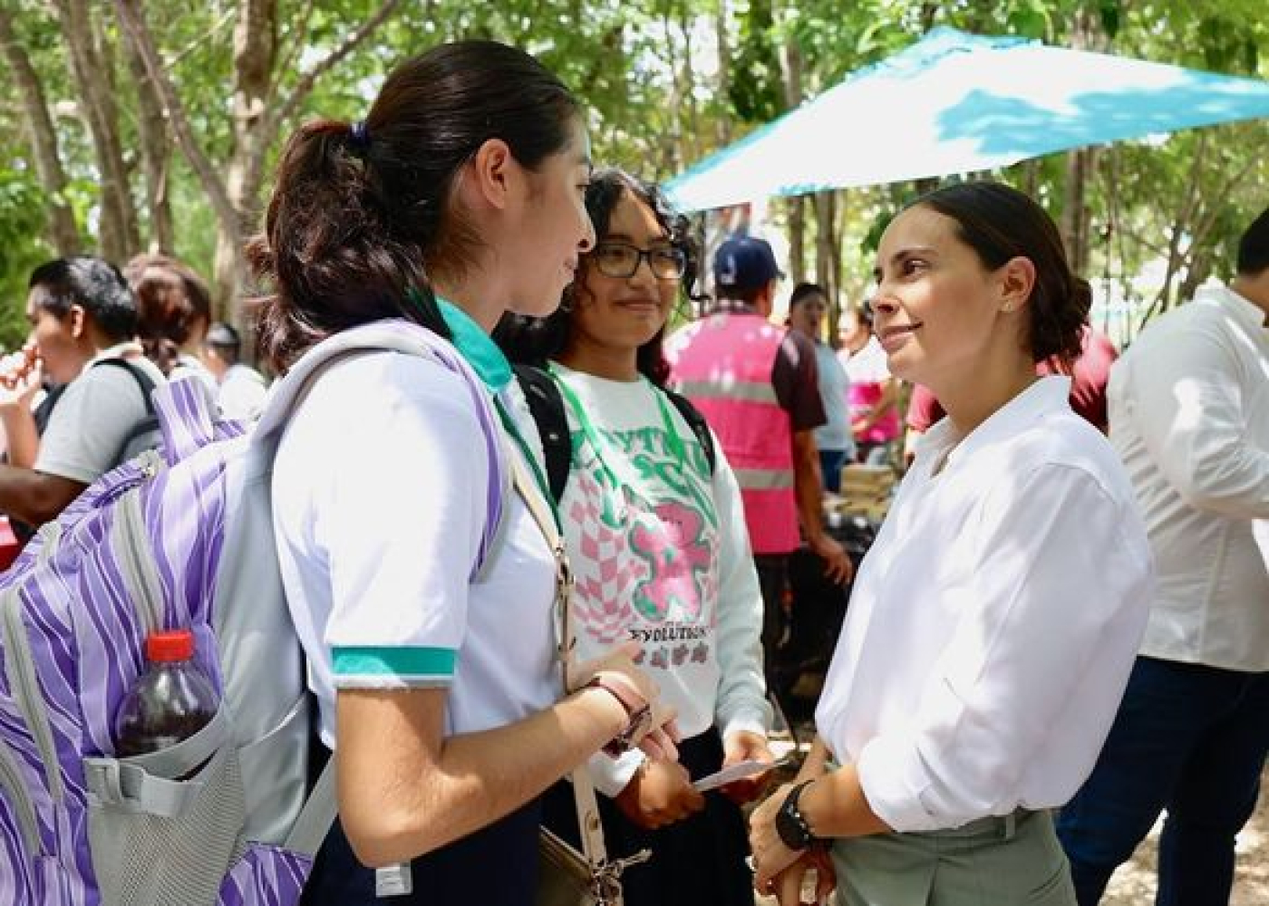 Ana Paty Peralta, aliada de la juventud cancunense