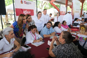 Fortalece Mara Lezama bienestar social y jurídico a las y los habitantes de la Sm. 94 de Cancún