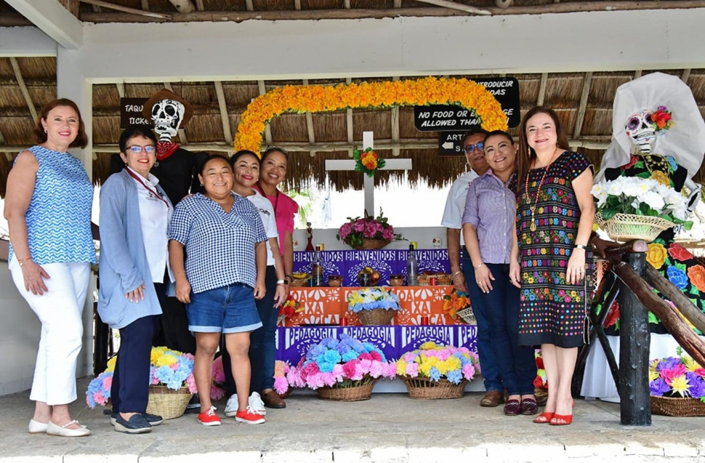 La FPMC inaugura altar de Día de Muertos en la zona arqueológica de San Gervasio