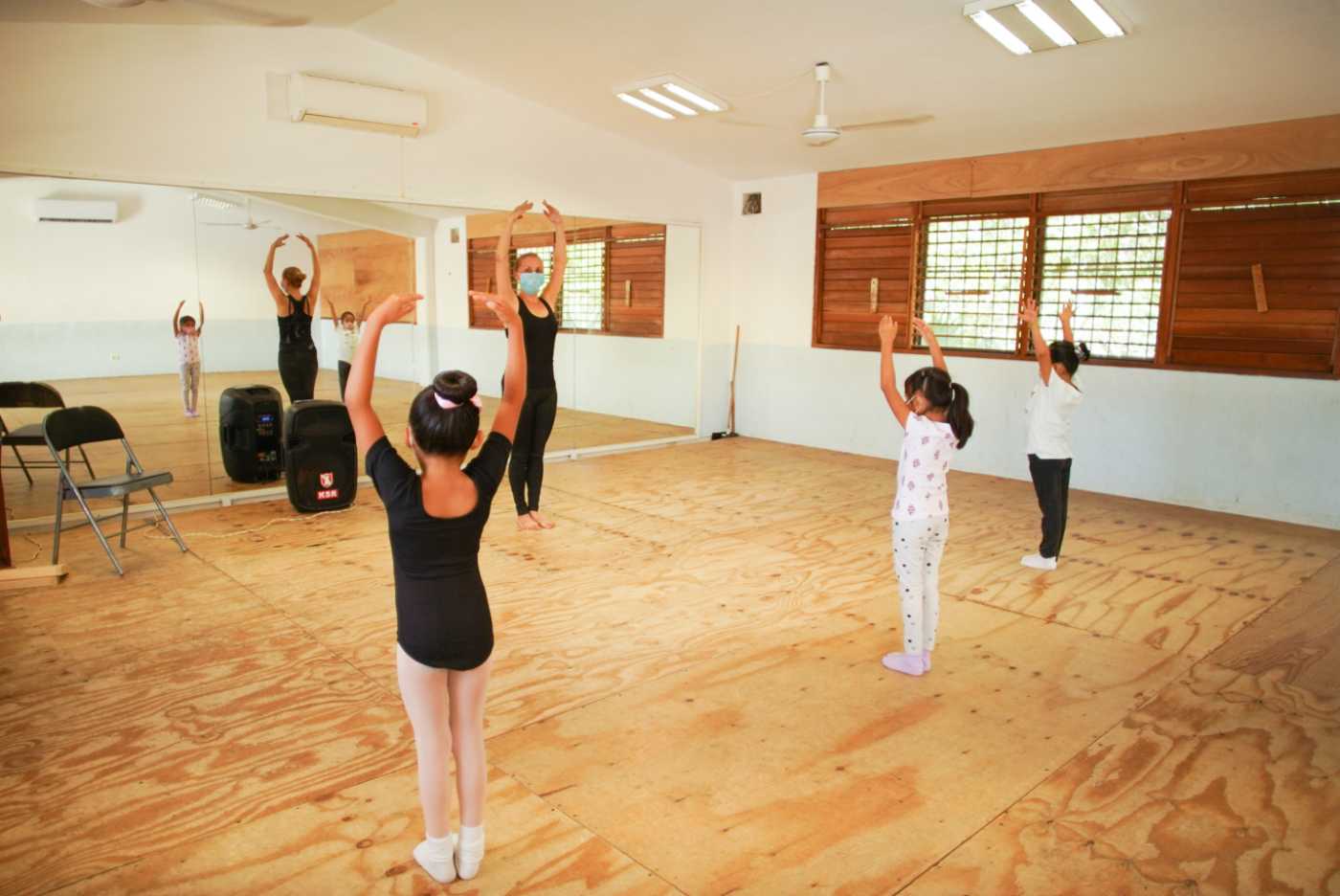 Reanudan talleres en la Escuela municipal de arte