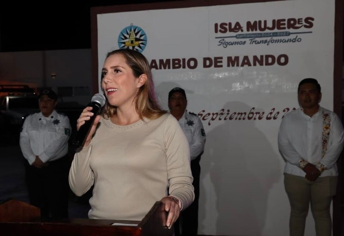 Atenea Gómez Ricalde encabeza cambio de mando de las Fuerzas Municipales de Isla Mujeres