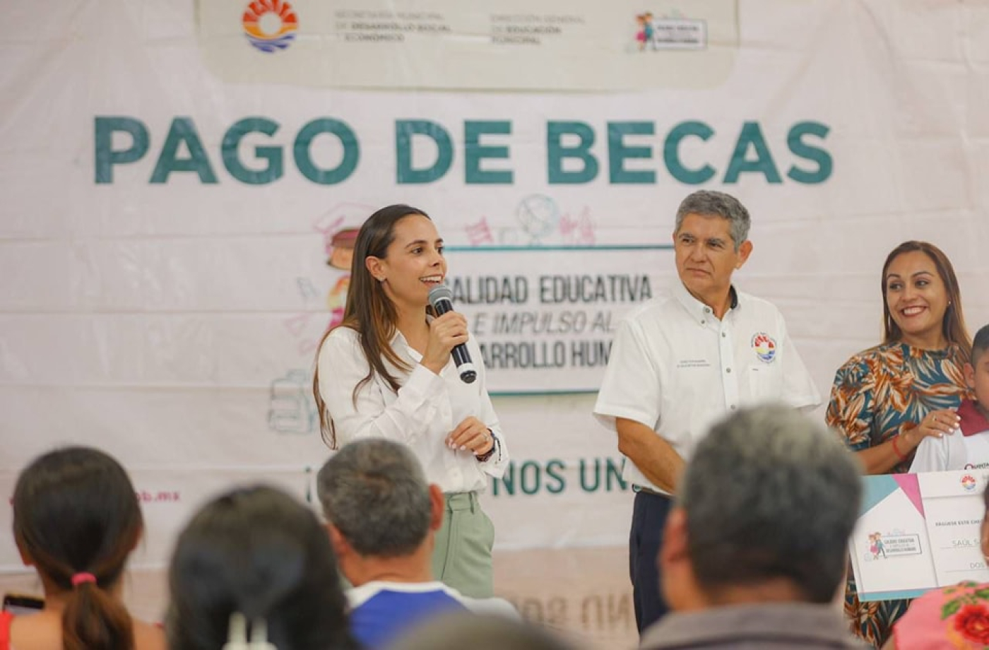 Aprobamos el padrón de beneficiarios para becas del ciclo escolar 2024-2025: Ana Paty Peralta