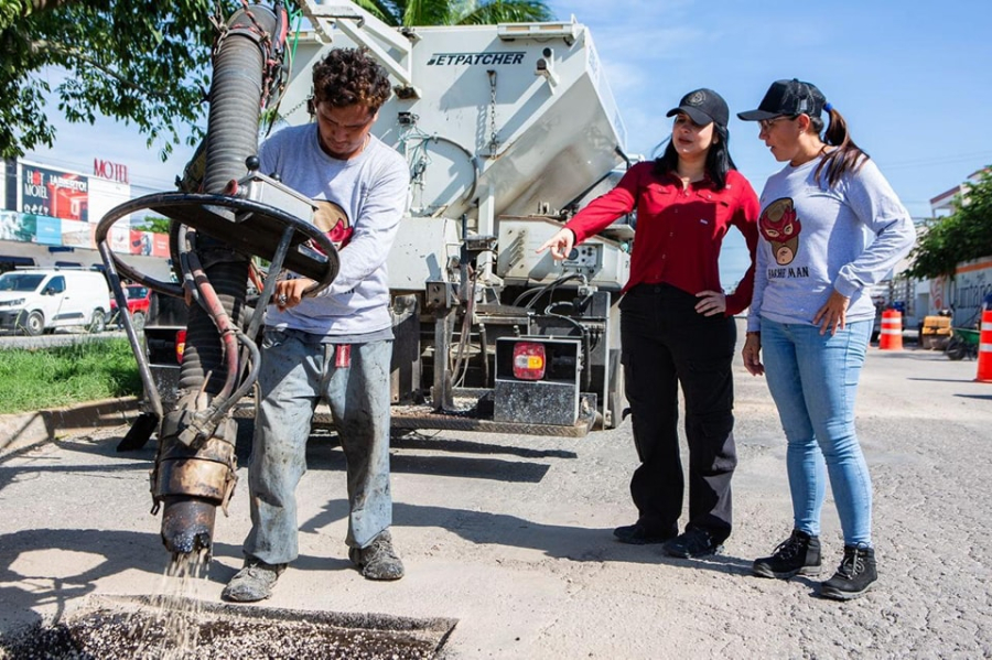 A máxima capacidad programa de bacheo en Solidaridad: Estefanía Mercado