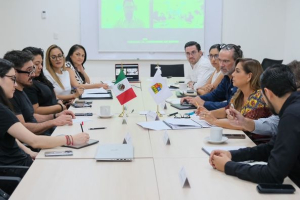 Mara Lezama y Román Meyer supervisan el avance de los proyectos en Quintana Roo