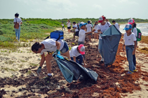 La FPMC convoca a la población a la XXIX Jornada Internacional de Limpieza de Playas