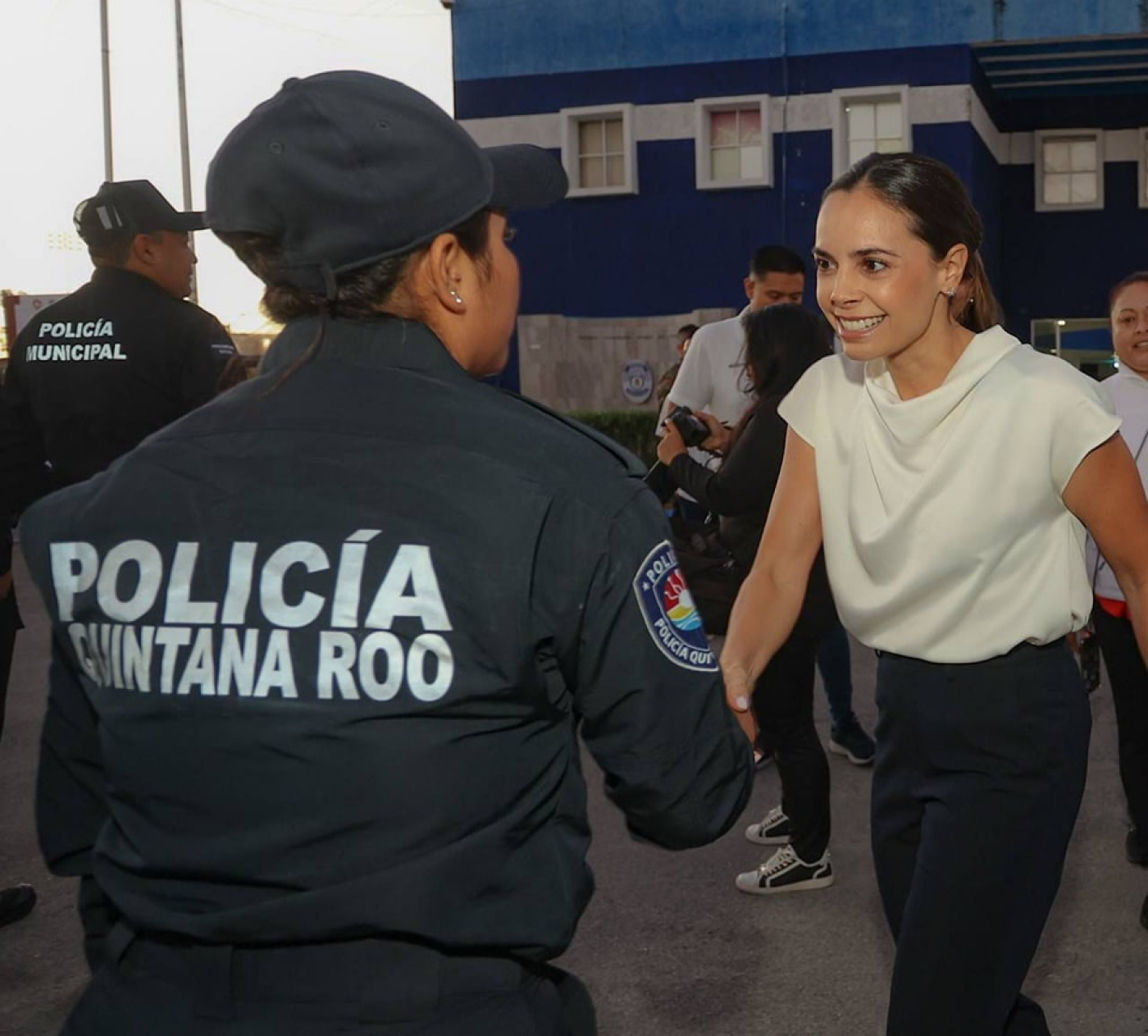 Ana Paty Peralta invita a elementos de seguridad reforzar construcción de la paz