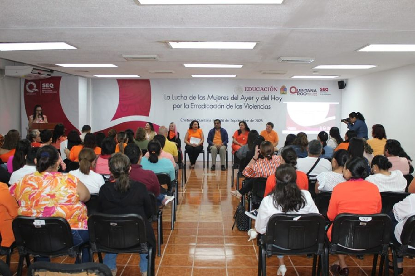 IQM sensibiliza a personal de la Secretaría de Educación para la erradicación de las violencias