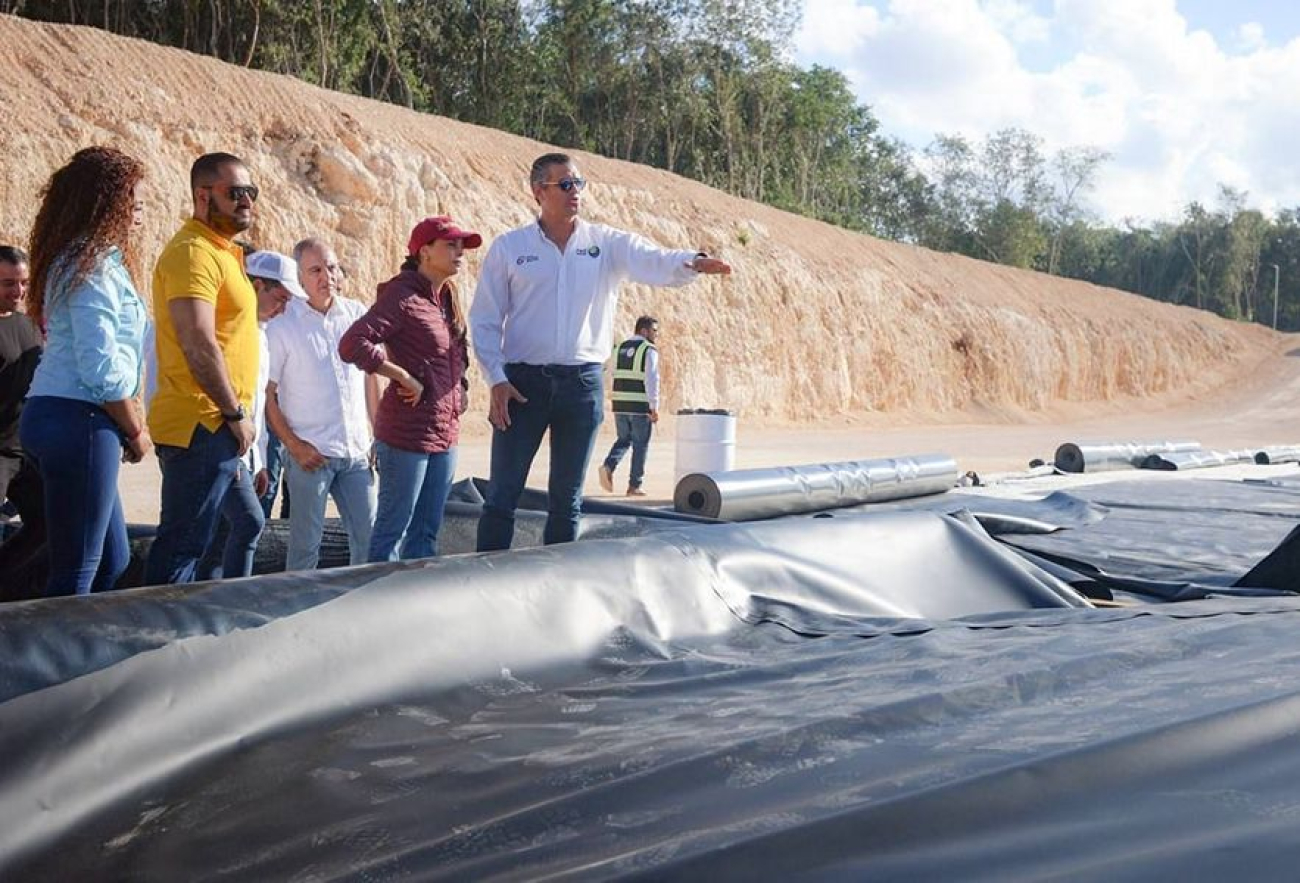 Recorren Ana Paty Peralta nueva celda cipres para residuos sólidos en Cancún