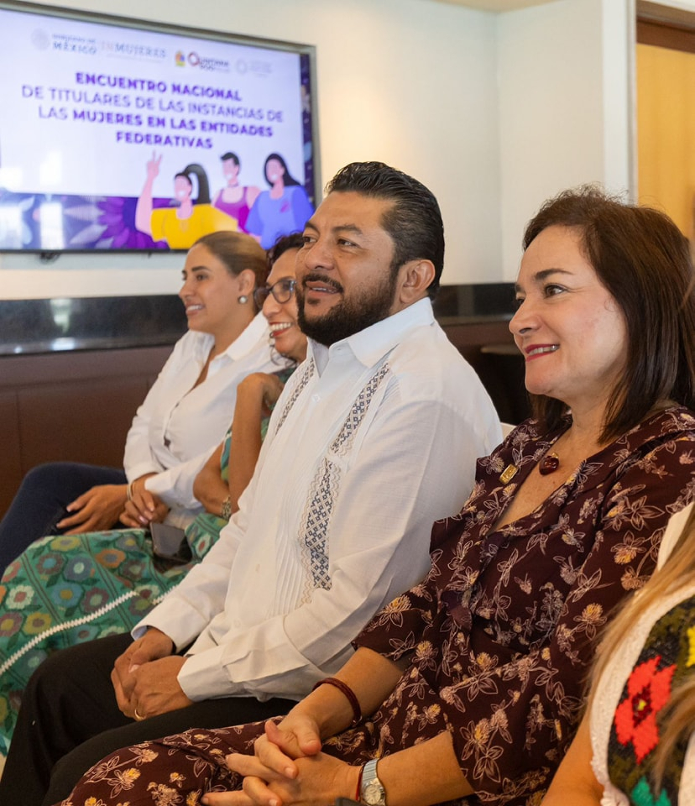 Juanita Alonso acude a encuentro nacional de titulares de las instancias para las mujeres
