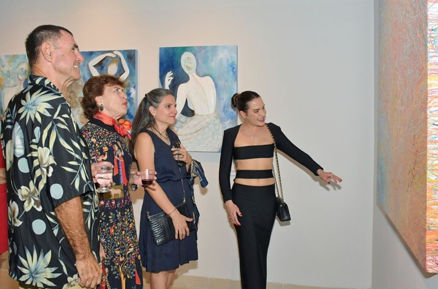La FPMC inauguró la exposición “Aura No. 8”, de la artista cozumeleña Cari Barbachano
