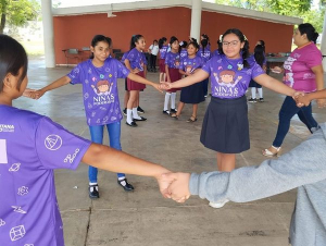 IQM realiza Foro y Taller de Liderazgo y Empoderamiento Adolescente en Bacalar