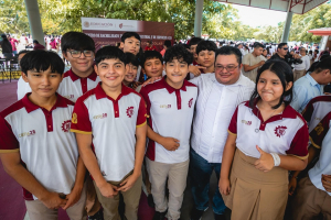 Habrá aires acondicionados en escuela y vehículos para transporte a competencias: Chacón