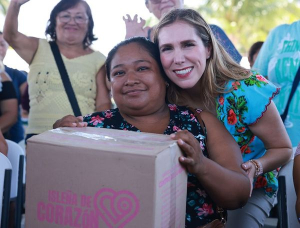 Atenea Gómez Ricalde continúa impulsando a las mujeres a través del Programa Isleña de Corazón