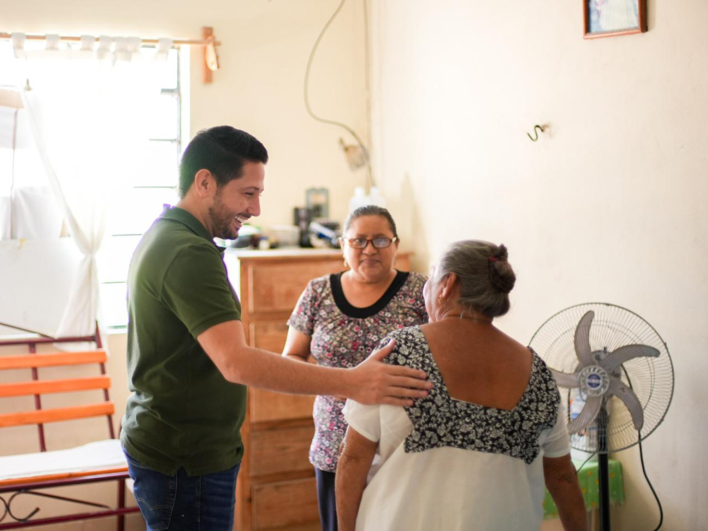 Renán Sánchez Ratifica su compromiso con las personas que necesitan más atención