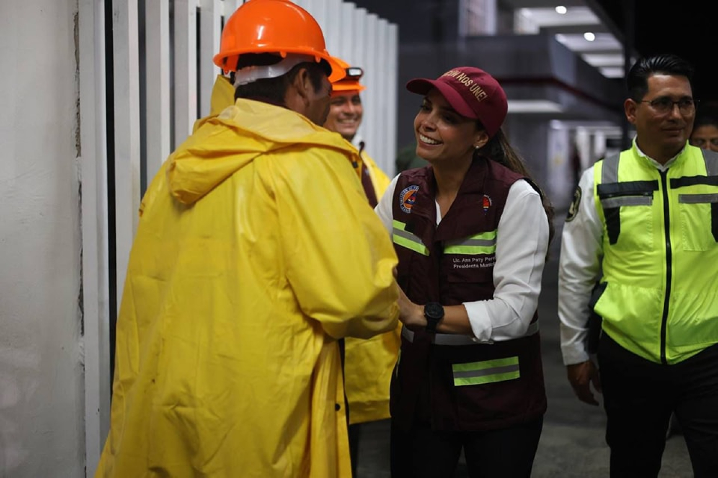 Supervisa Ana Paty Peralta refugios previa llegada de “Helene”