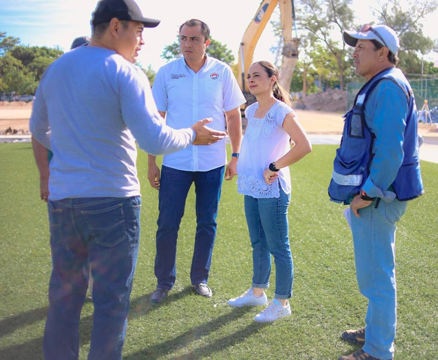 Rehabilitan canchas deportivas en SM. 21 para un Cancún moderno: Ana Paty Peralta