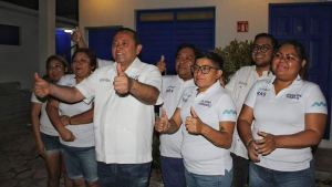 Arranca Nivardo Mena actividades proselitistas en Cozumel