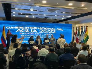 Cozumel participa en cumbre internacional del agua