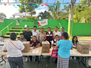 Benefician a familias de Puerto Morelos con programa alimentario